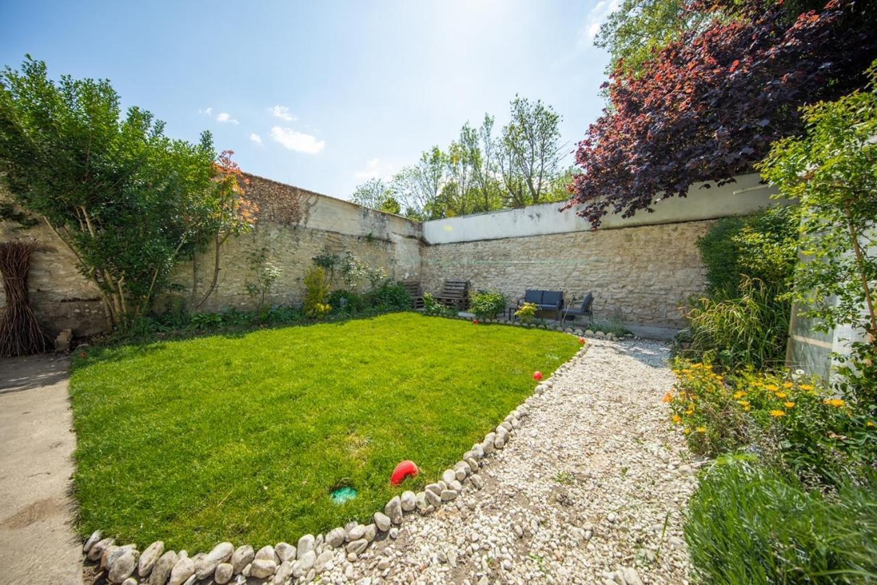 Appartement L'Indépendant à Nemours Extérieur photo