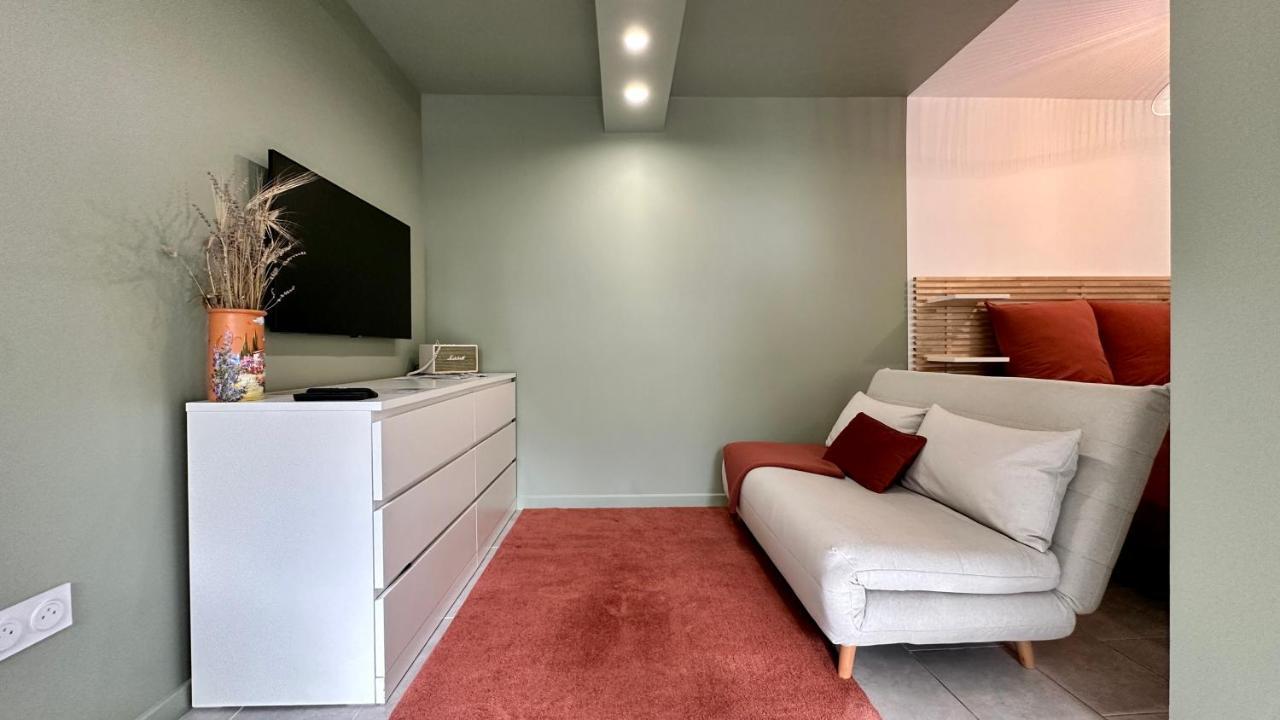 Appartement L'Indépendant à Nemours Extérieur photo